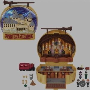 Harry Potter Hogwarts Polly Pocket Collectors Set